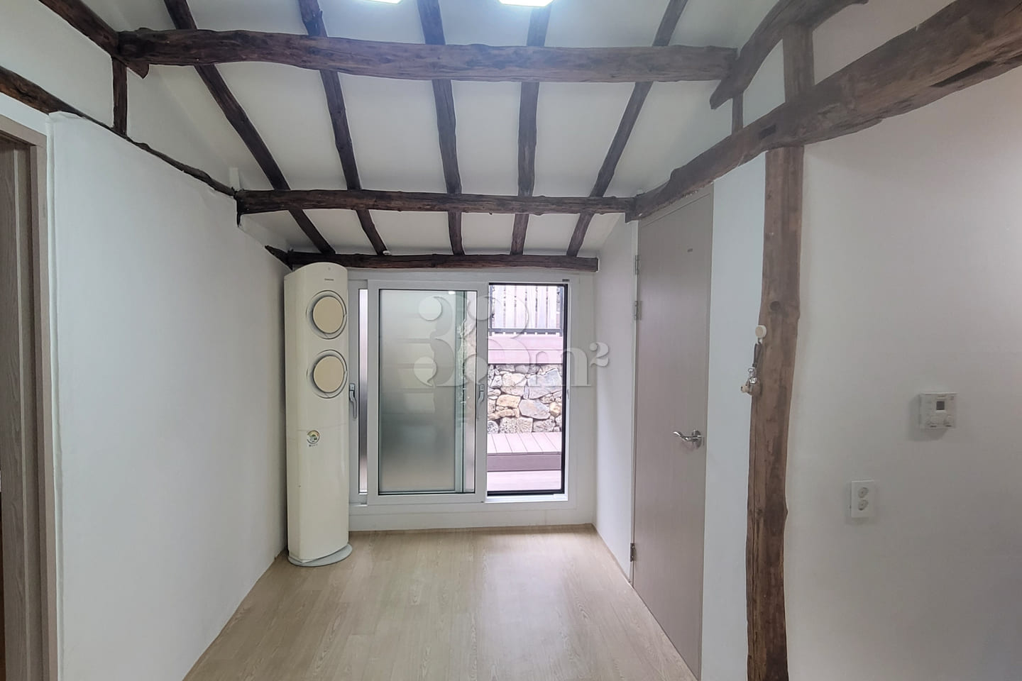 Private House, Jeju Original Reclaimed Wood 9th image