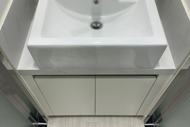 Brand-new two-room unit, parking available. 11th image