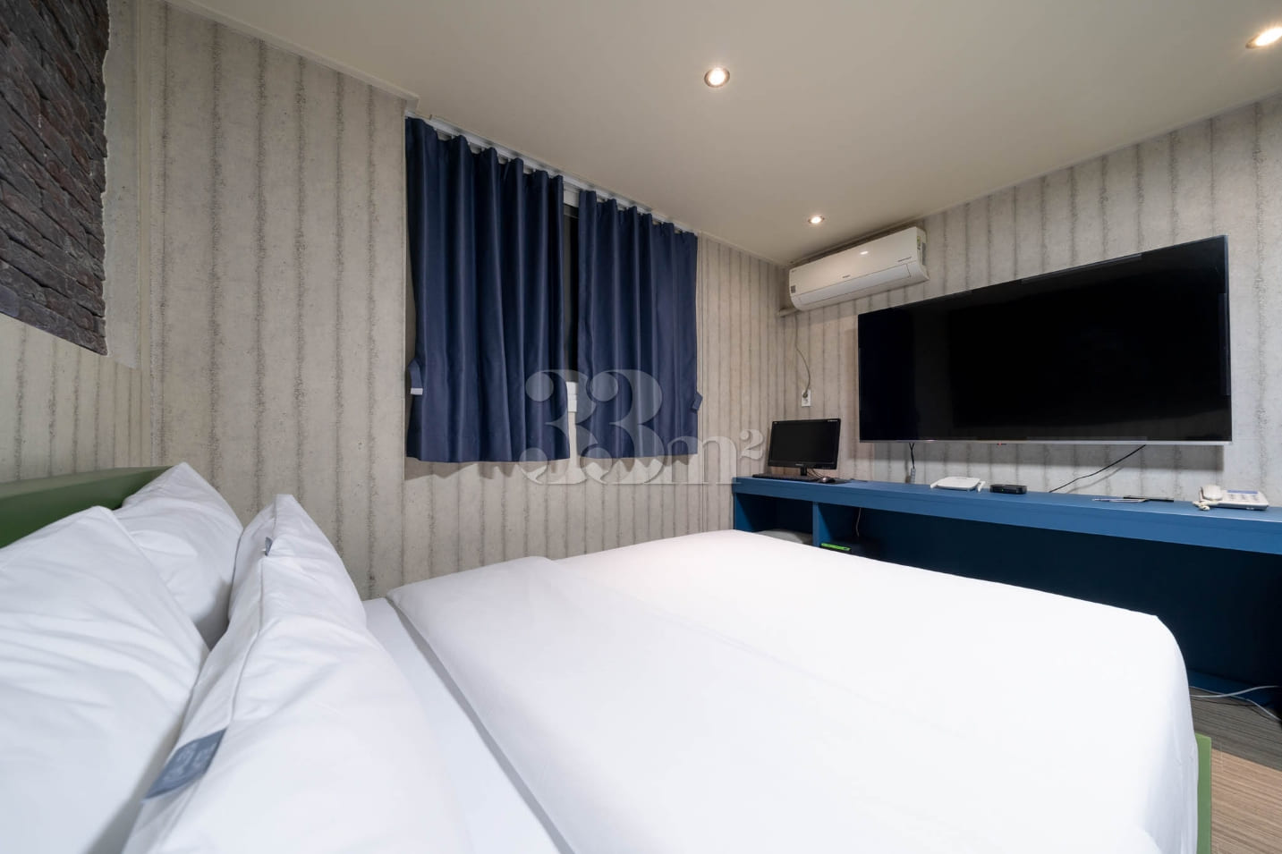 Suwon's Best Accommodation with a Whirlpool B 9th image