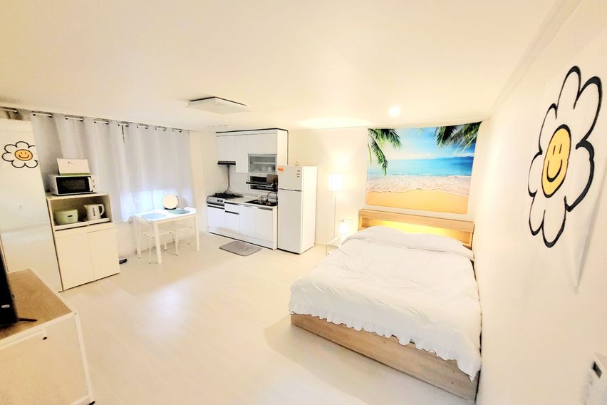 광안역1분퀸침대대형TV