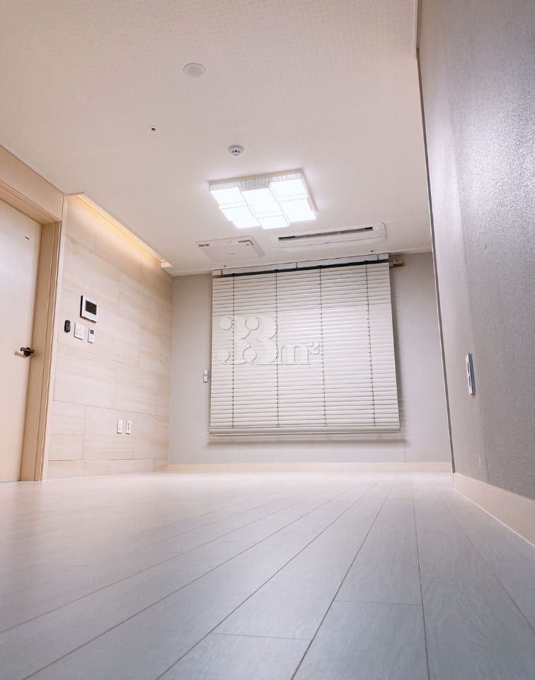 New 2-room apartment, 10 seconds from Gaehwas 0th image