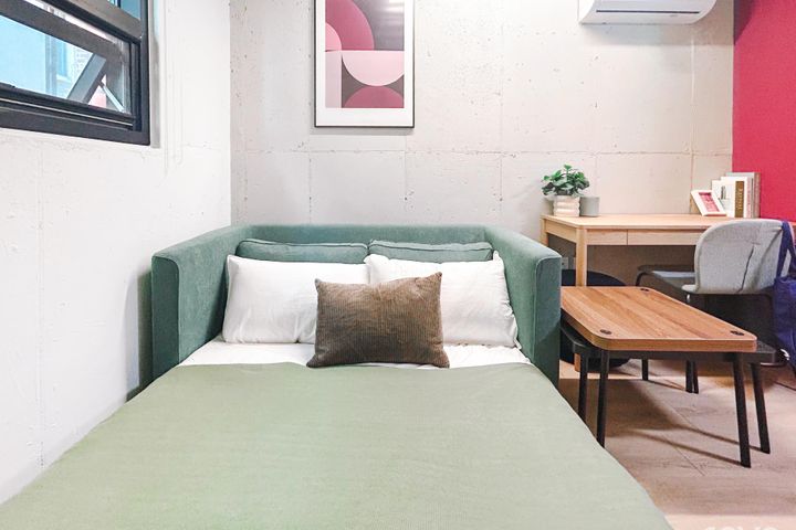 Clean studio apartment near Seongsan-dong Sta 1th image