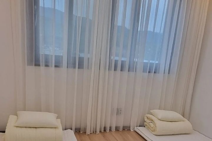 조용한 시골마을 13번째 이미지