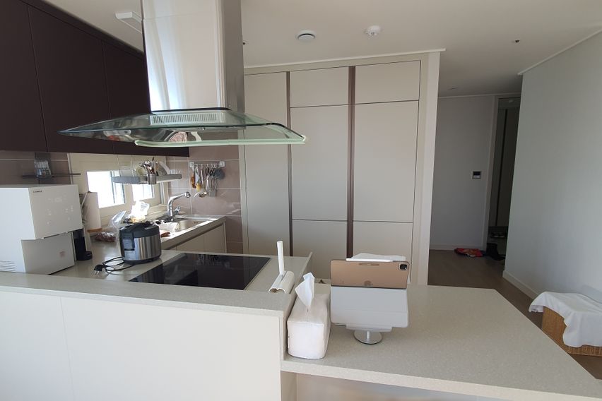 범계역1분 모비우스