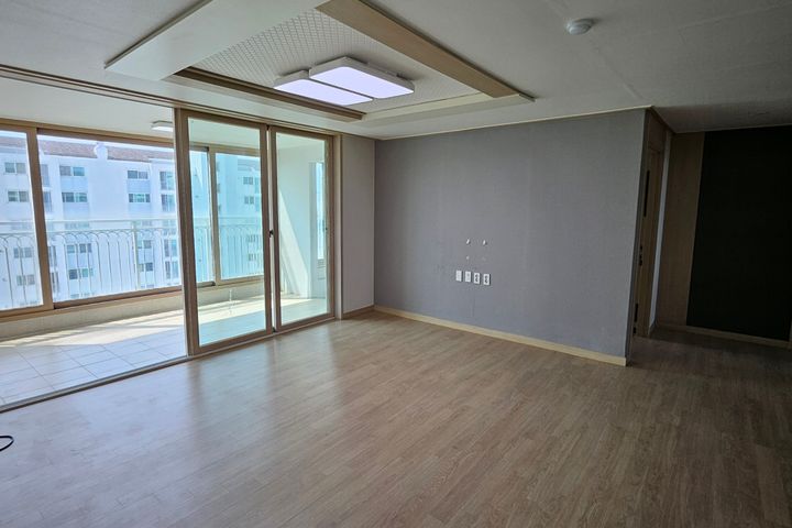 Entire apartment in Cheonan 0th image