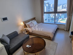 Hotel-style bedding / Right in front of Dongs 5th image