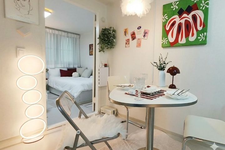 Fully furnished 2-room unit for 3 people near 11th image