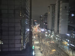 City view, super close to the subway station, 2th image