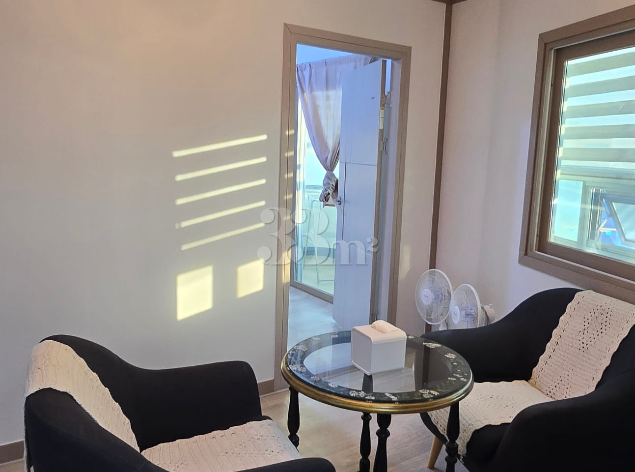 2 bedrooms, 1 living room, 1 kitchen 8th image