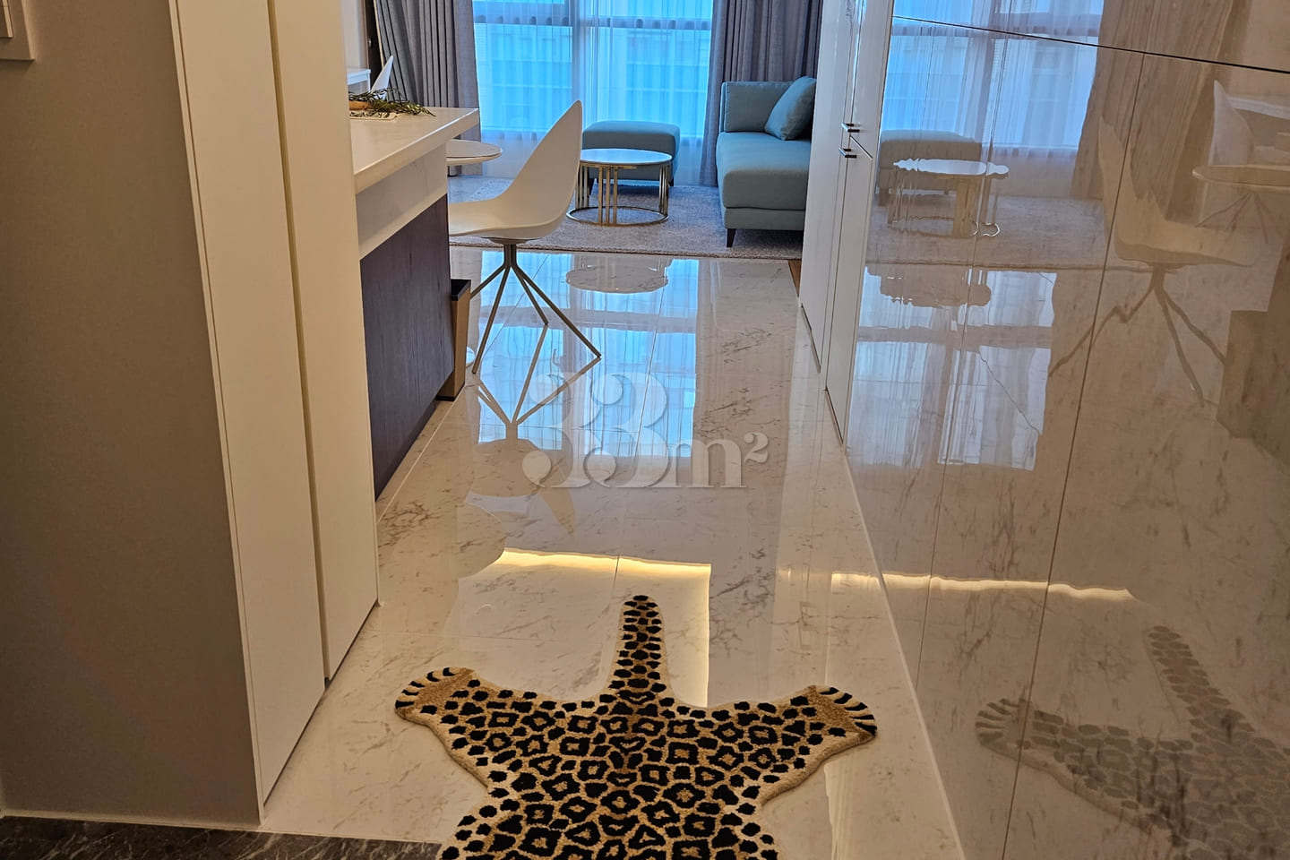 A dream-like penthouse 4th image