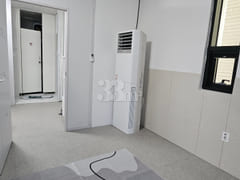 Clean, white-toned space 3 5th image