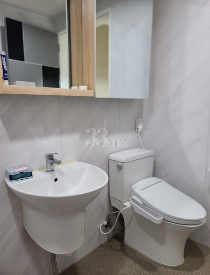 Two-room unit with an ocean view in Aewol, Je 7th image