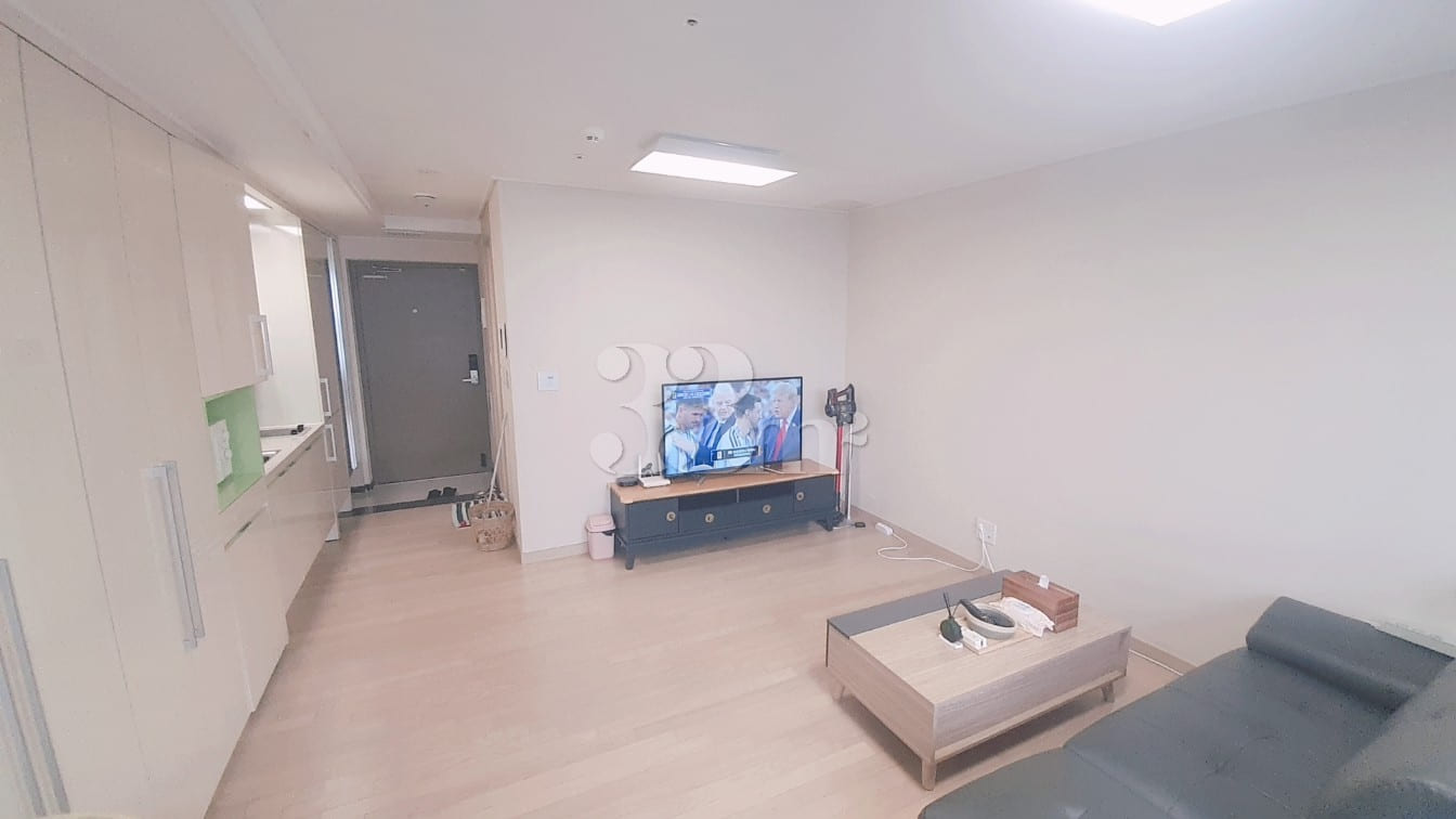 Fully furnished studio near the station! 3th image