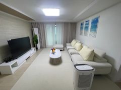 A cozy and quiet room 10th image