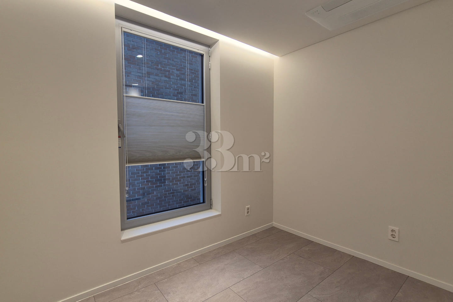 Fully furnished studio in Bangbae-dong 5th image