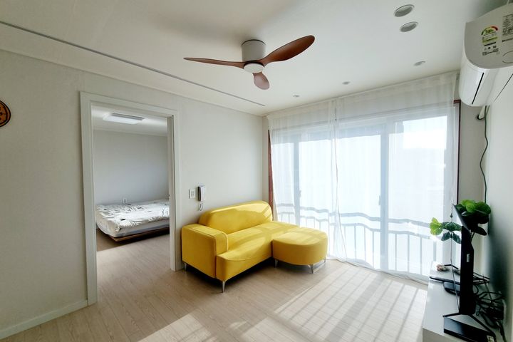 Yongsan-dong Villa, fully furnished 1th image