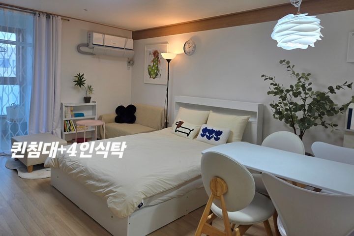 🌈Cozy home + Prime location right by the sta 1th image