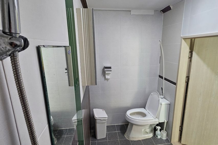 3-person share room near Changwon University 3th image