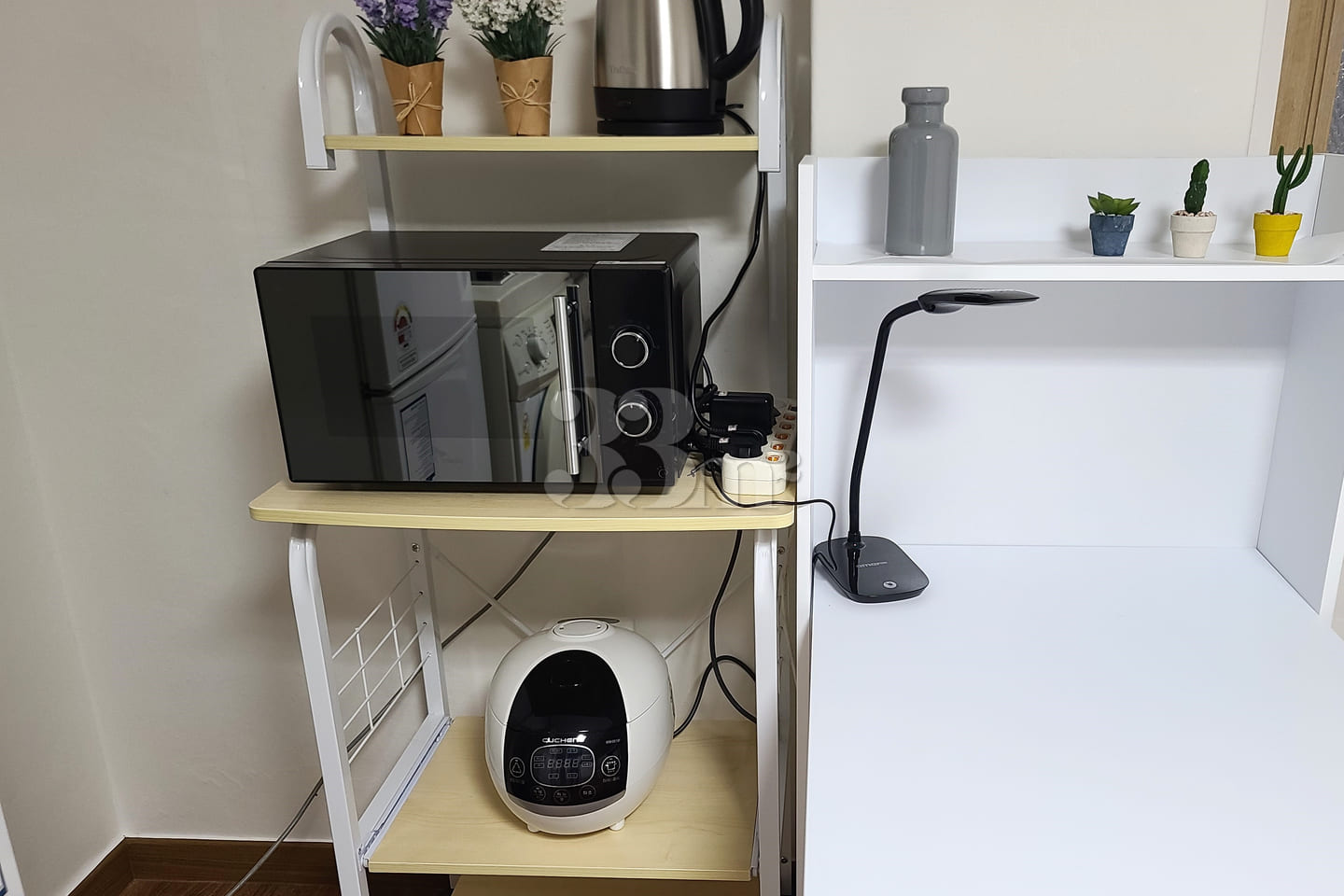 Clean studio apartment near the station 23 1th image