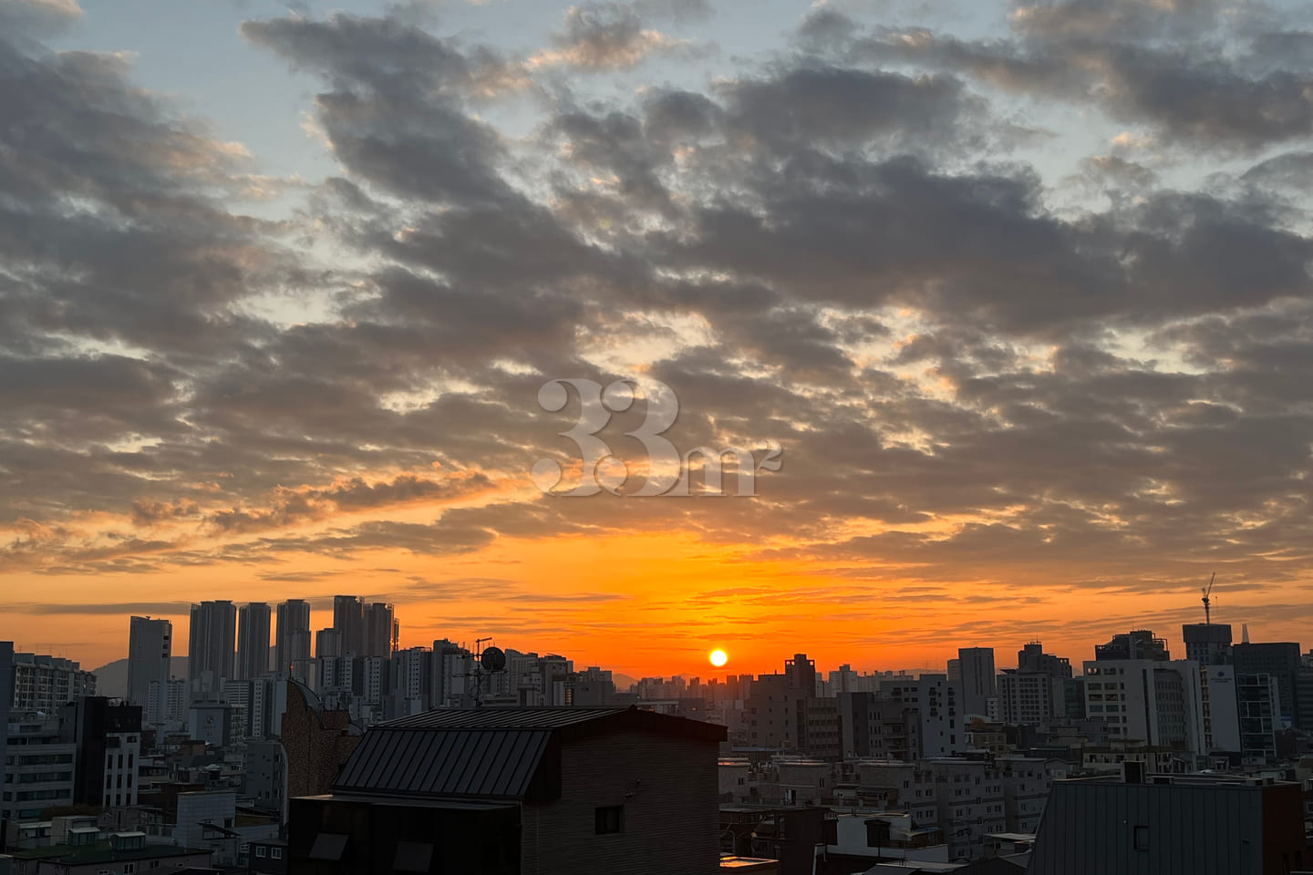 Jongno 10-minute Xi Apartment 15th image