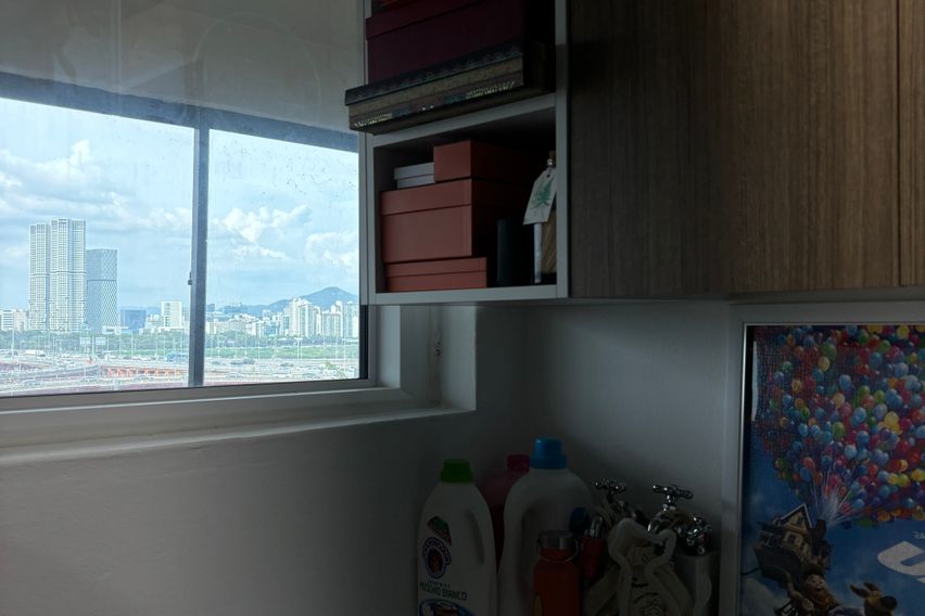 Apgujeong Hyundai Apartment 16th image