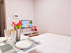 Neat and popular studio apartment near Pyeong 1th image