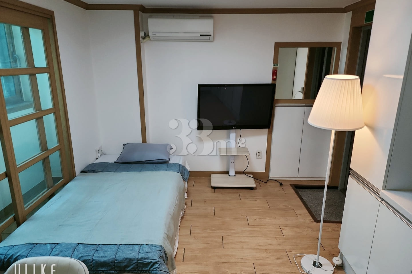 3-meter-high window, individual heating, 310 3th image