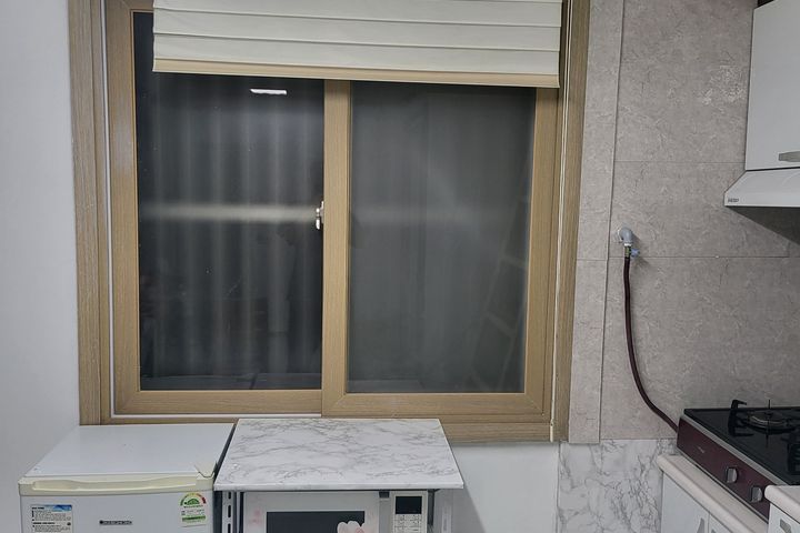 Pyeonghwa Housing Unit 102 4th image