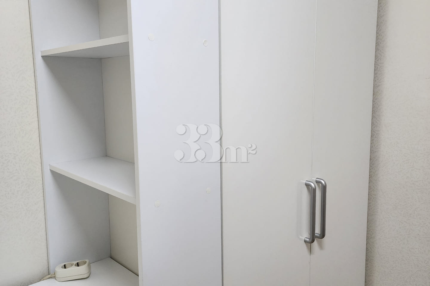 Room 402 3th image
