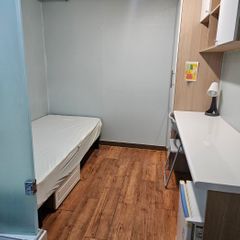 Room 204 (Men's Room) Unit Image