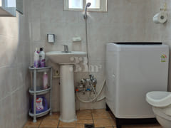 Behind the Garden Hotel at Mapo Station 7th image