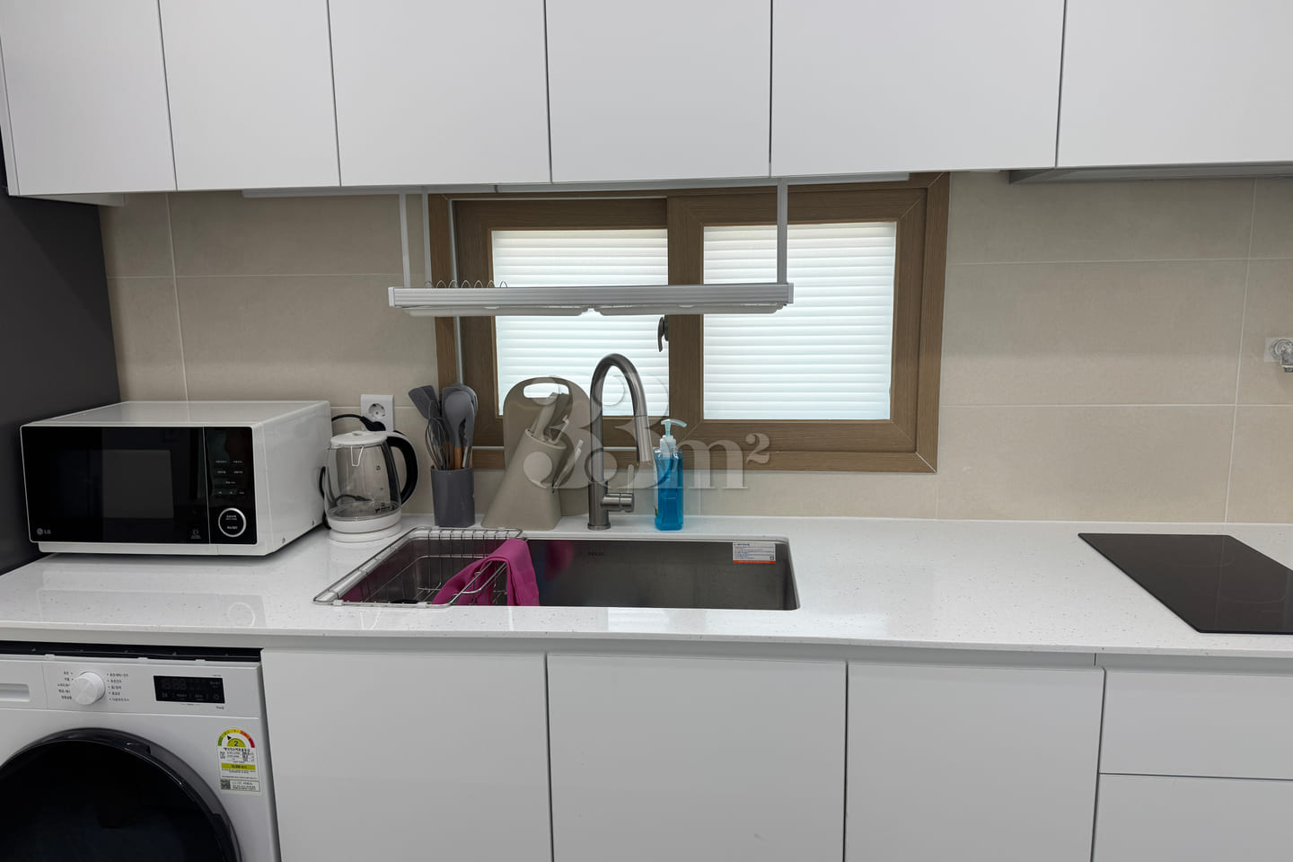 Living in a 23-pyeong Home During Peak Cherry 7th image