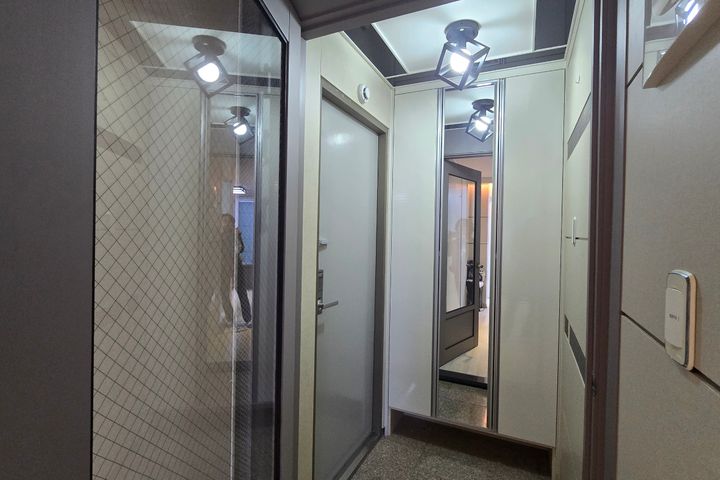 Clean two-room apartment near Yeonsinnae Stat 9th image