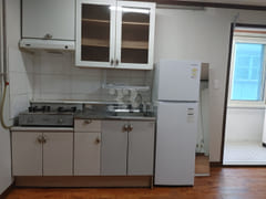 Spacious Studio Apartment in Sinchang-dong (U 7th image