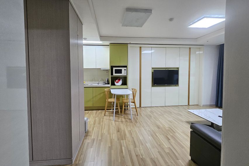 별똥별하우스 사이7층2