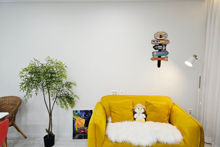 Luxurious, spotless 33-pyeong home 3th image