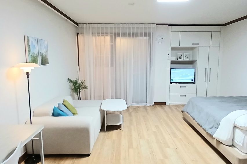 위치좋고  운동장원룸 0번째 이미지