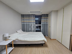 Spacious studio apartment, 5 minutes from Pye 1th image