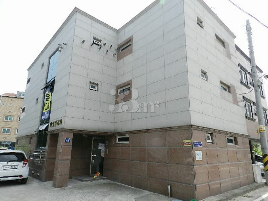 Intern-only accommodation, single room 1th image