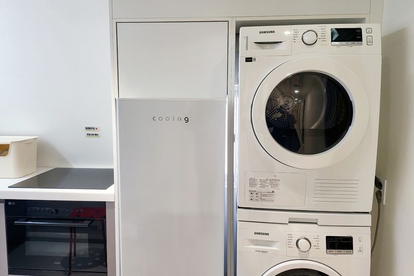 신촌3분홍대10분604