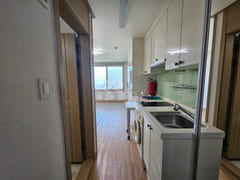 Studio Apartment 201 3th image