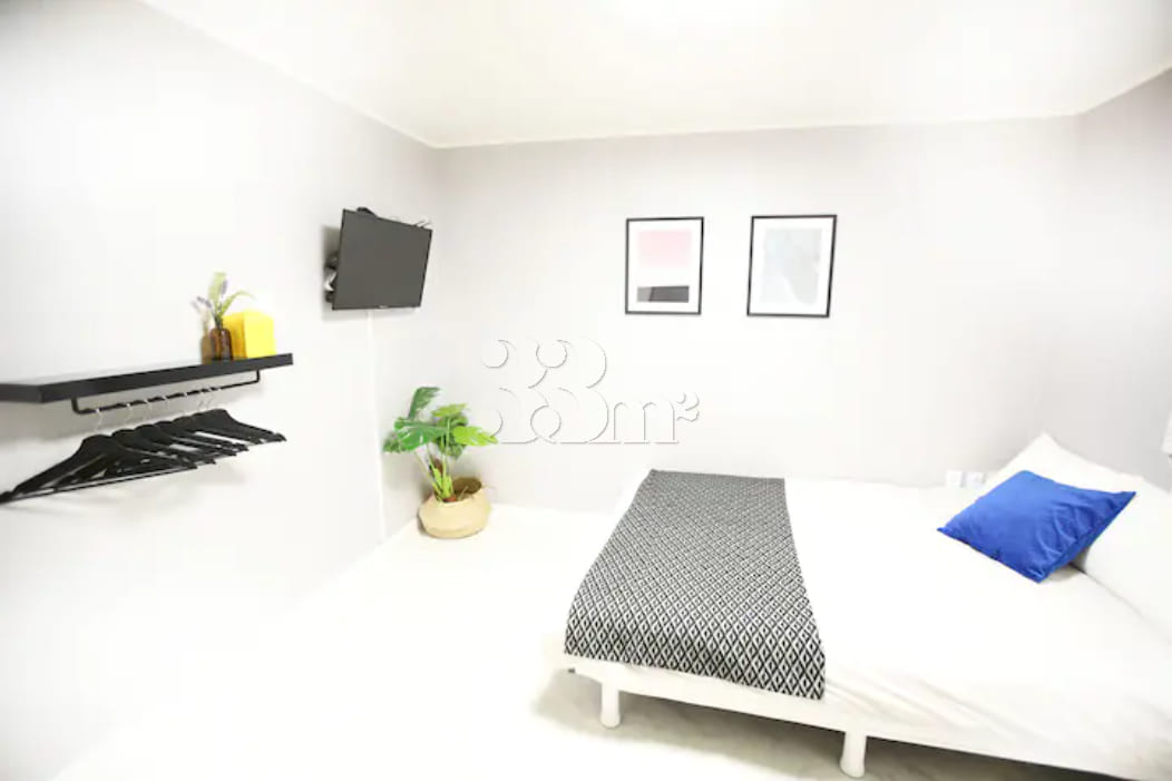 Gangnam Nonhyeon Two-Room Apartment with Full 1th image