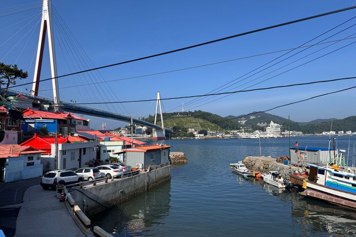 Yuhyu House Yeosu Dangmeori 9th image