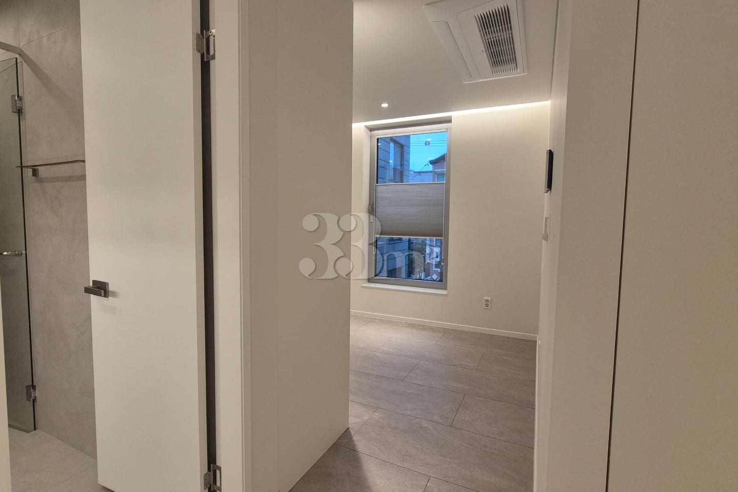 Fully furnished studio in Bangbae-dong 6th image