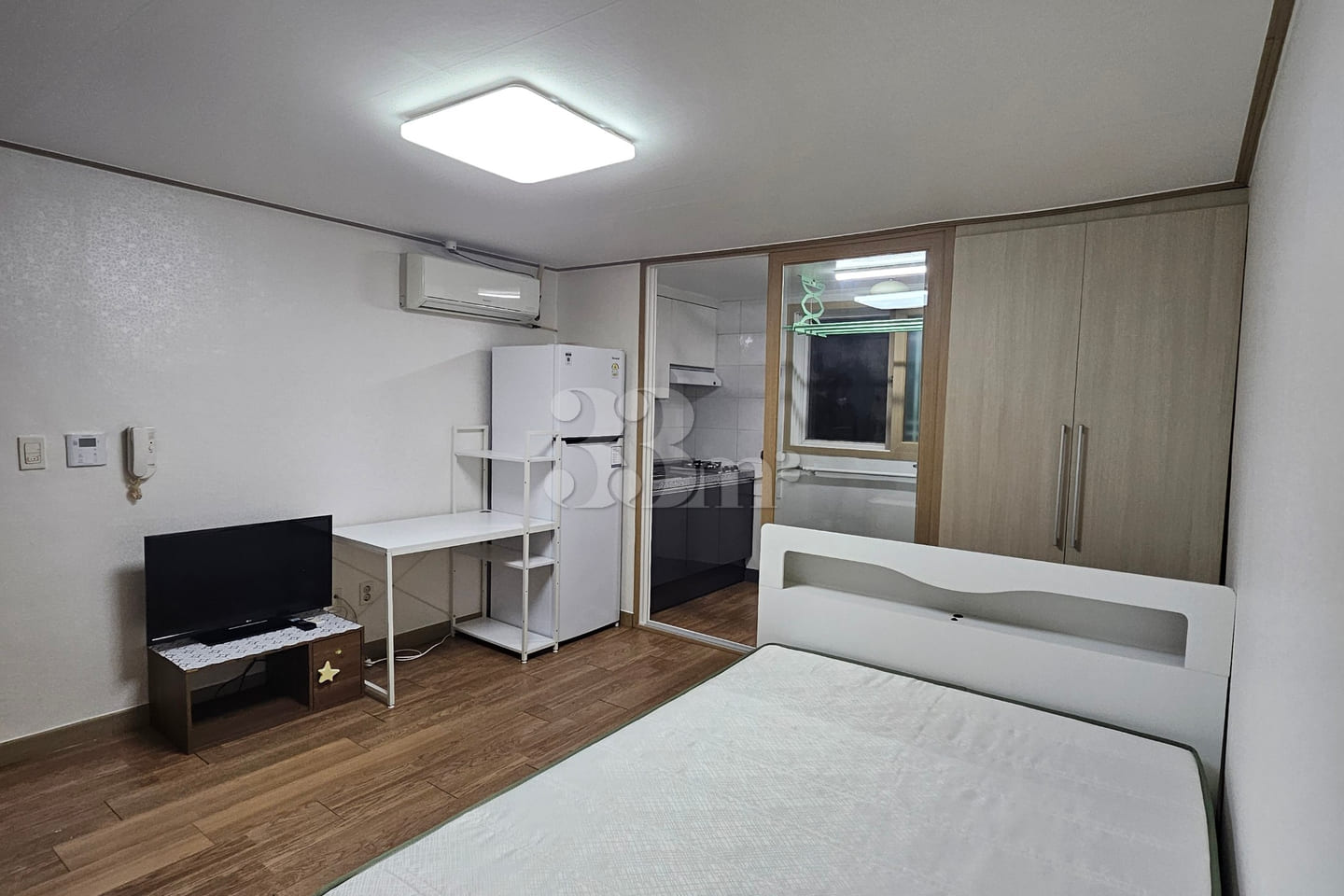 Discount on a quiet studio apartment in Yangs 4th image
