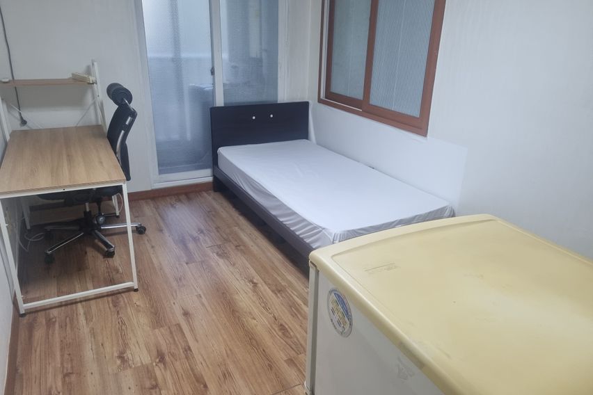 #대학마을 206호!!