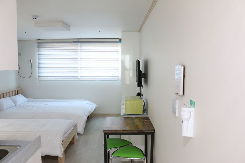 전철역도보5분 3인실F 7번째 이미지