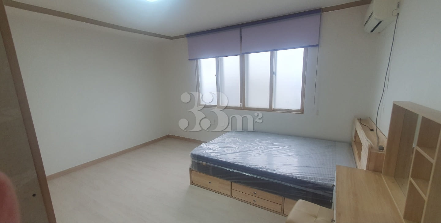 Wonkwang University fully-furnished two-bedro 3th image