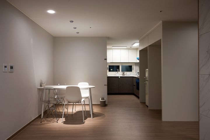 Sun-drenched new construction in Dongducheon 4th image