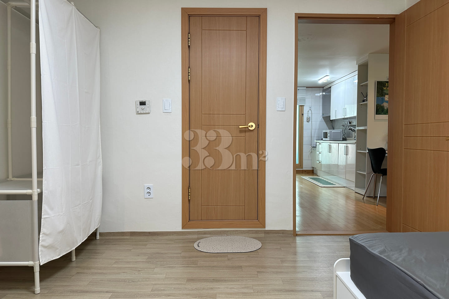 #54 Hapjeong Station 3-Room Unit 8th image